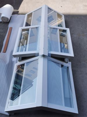 Modern Design Roof Retractable Automatic Awning Tempered Glass Skylight