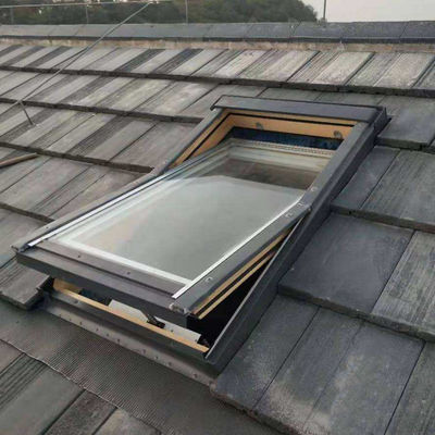 Low-e Soundproof Tubular Roof Skylight with Chain Winder and Customizable Color Option