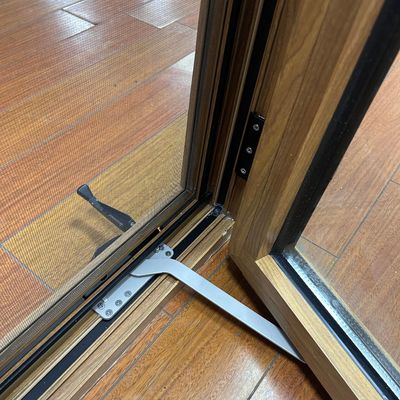 Good Sealing Europe Style Casement Window with Heat Insulation and Customized Size